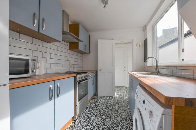 5, Falmouth Street, Newmarket photo 5