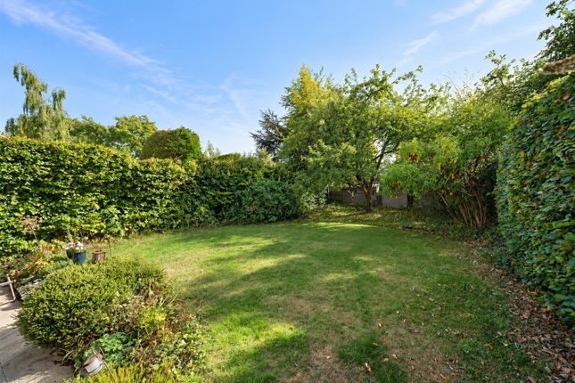 6, Batchwood Gardens, St. Albans photo 4