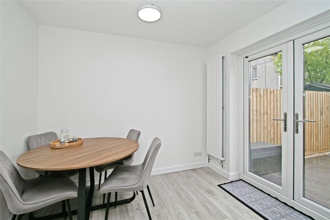 25, Henley Crescent, Truro photo 4