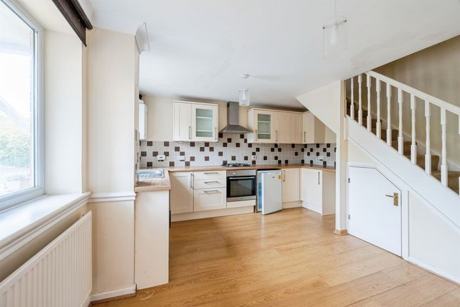 Collen Close, Chippenham photo 4