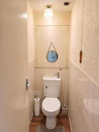 Mayfield Close, Uxbridge photo 4