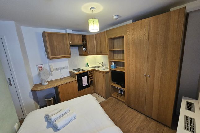 3, 27, Cartwright Gardens, Bloomsbury photo 3
