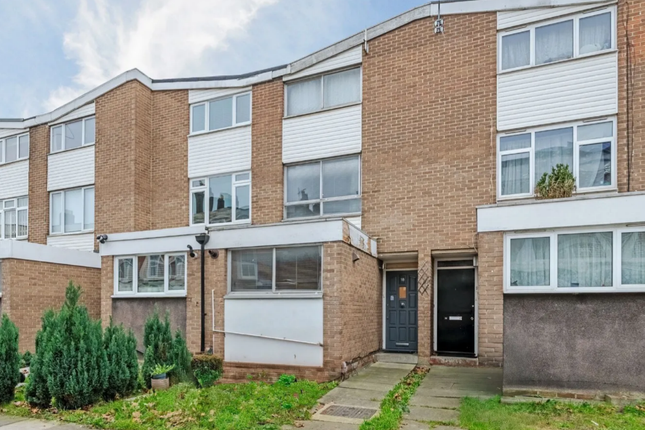 2, 18, Malvern Road, London photo 3