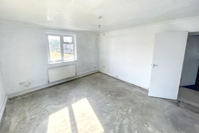 233 Henson Park, Somerset photo 4