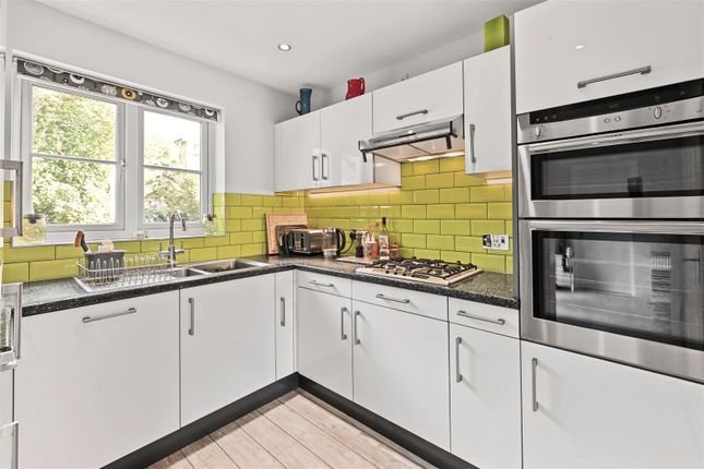 Bewdley Close, Harpenden photo 2