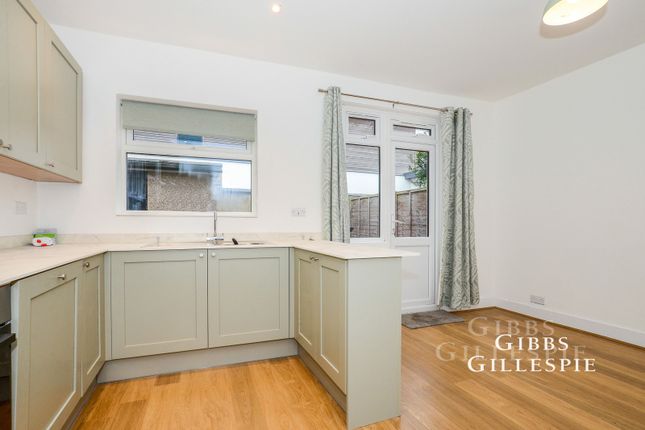 5, Fairholme Road, Harrow photo 2