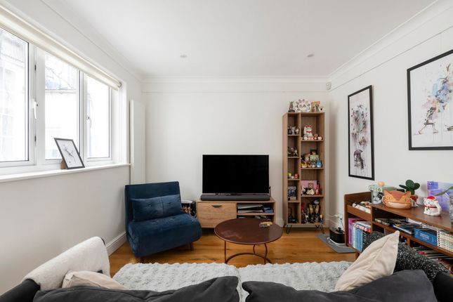 30 Craven Hill Mews, London photo 4