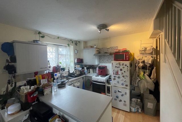 Terraced house to rent in Wilson Avenue, Mitcham