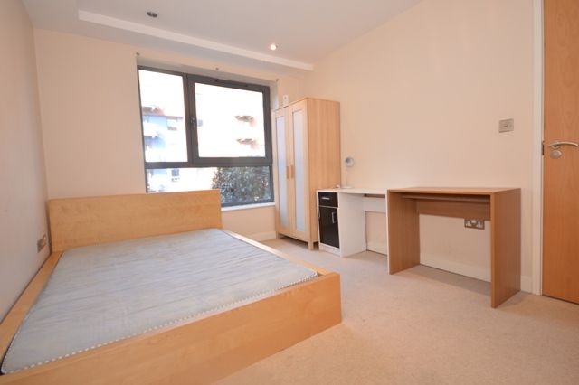 206, Sheffield photo 4