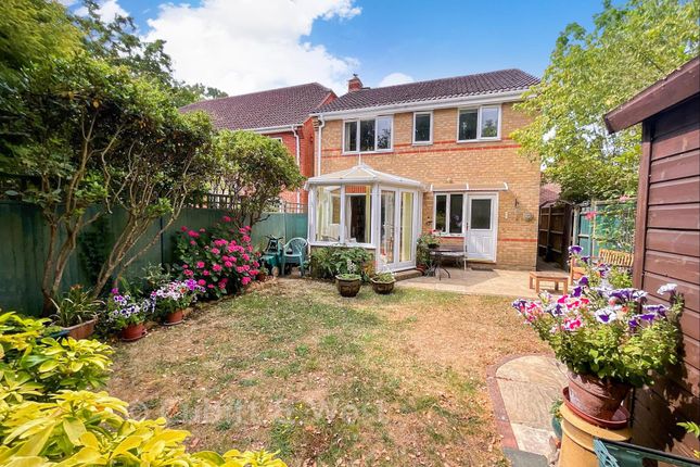 3-bed detached on 18, Foxglove Walk, Worthing, £450,000