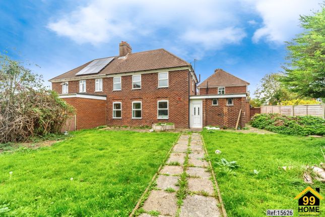 47, Moreteyne Road, Marston Moretaine, Bedford photo 2