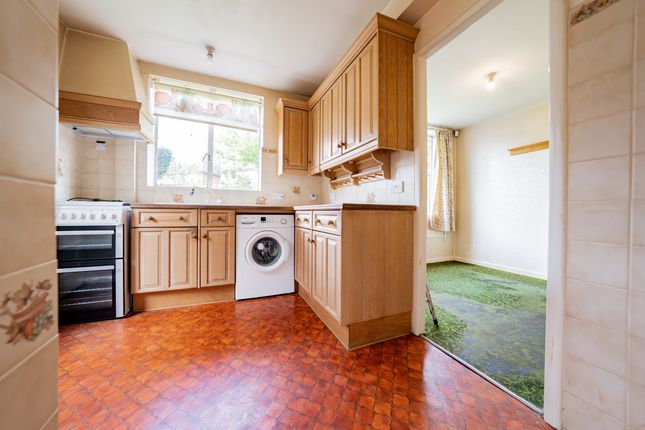 40 Oakcroft Avenue, Leicester photo 4