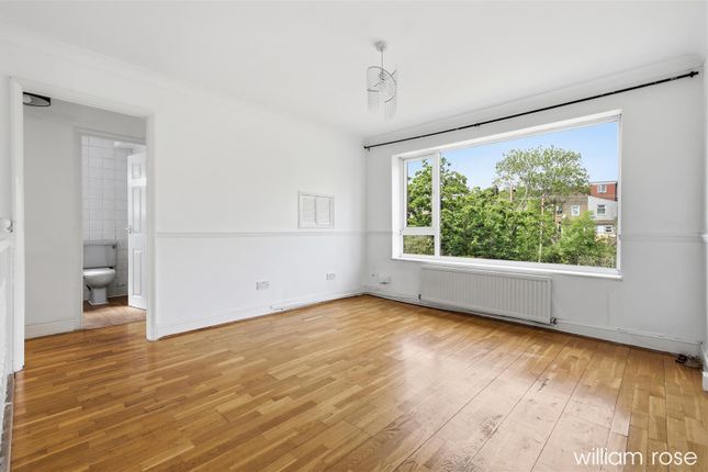 150B, Beech Hall Road, London photo 2