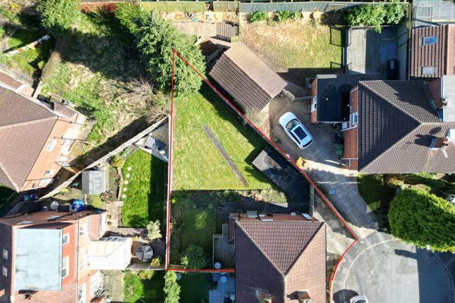 Semi-detached house for sale in Foxwood Close, Oakwood, Leeds