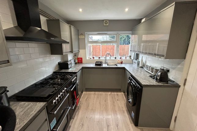 Thumbnail Terraced house for sale in King George Road, Waltham Abbey