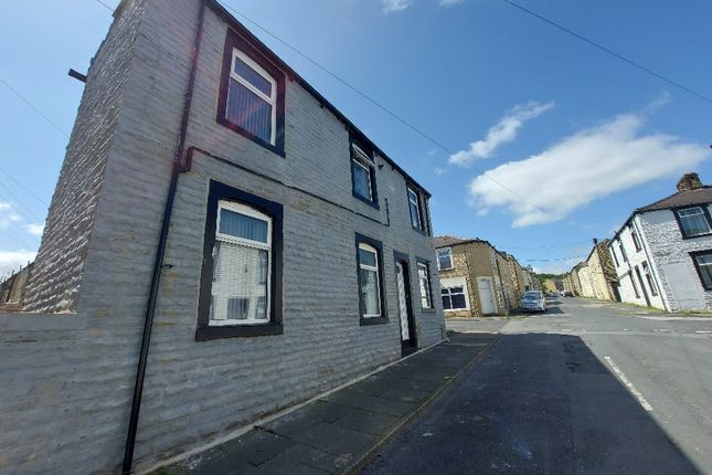 104 Springfield Road, Springfield Road, Burnley, BB11 3LR, Burnley photo 2