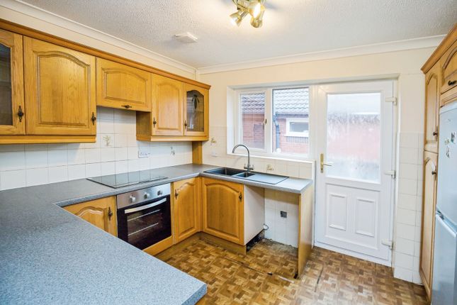 107, Park Avenue, Mold photo 3