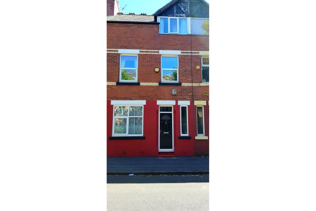 Thumbnail Terraced house for sale in Ladybarn Road, Manchester