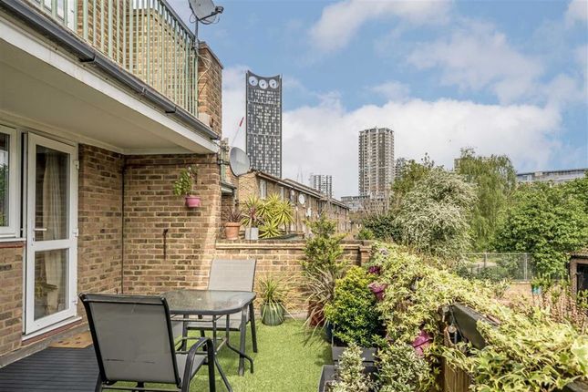 Flat for sale in Canterbury Place, London