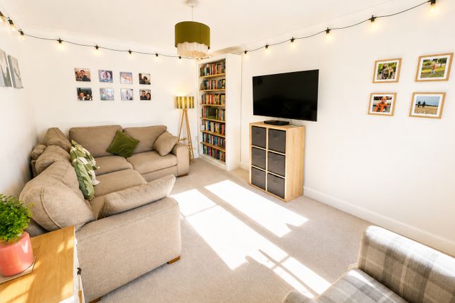 2, Denson Court, Chester photo 2
