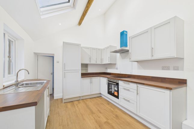48 Grove Road, Swansea photo 3