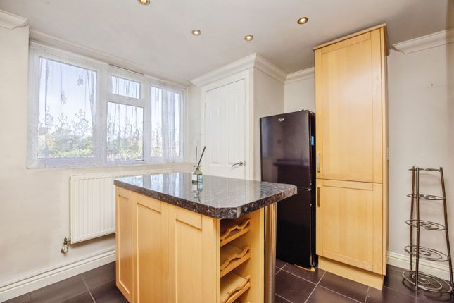 10, Miers Close, Plymouth photo 4