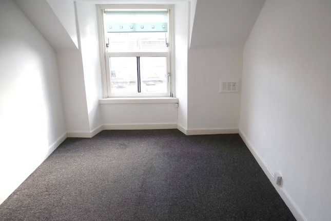 12, High Street, Flat B, Alloa photo 3