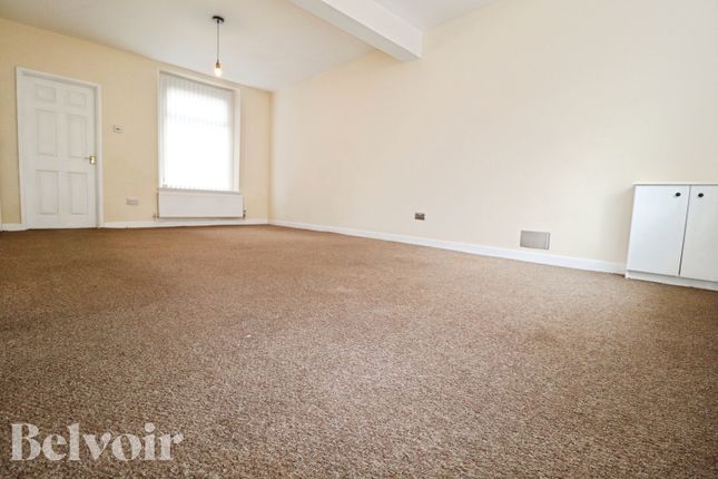 8, Llwynmadoc Street, Pontypridd photo 3