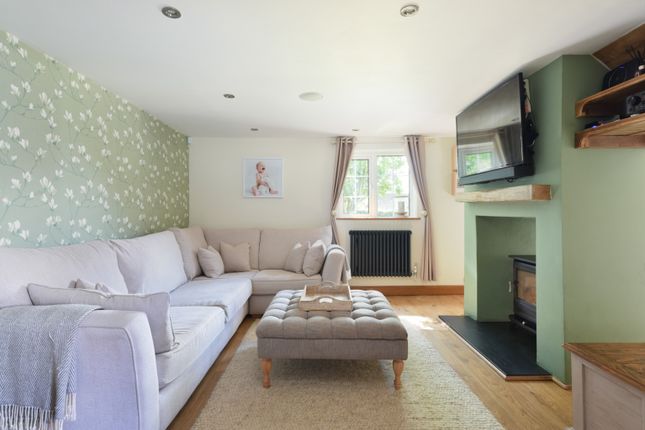 Romney Cottage, Bonnington Road, Ashford photo 3