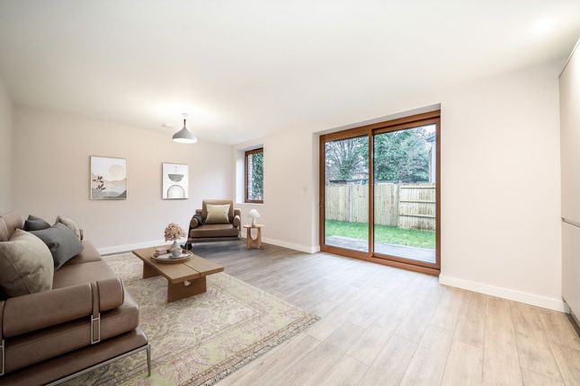 1-bed flat on Flat 1 Century House, 24A, Russell Road, Mitcham, £350,000