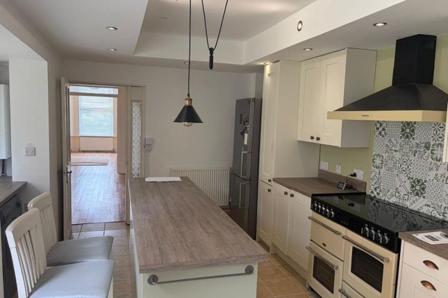 12, Trinity Road, Bridlington photo 3
