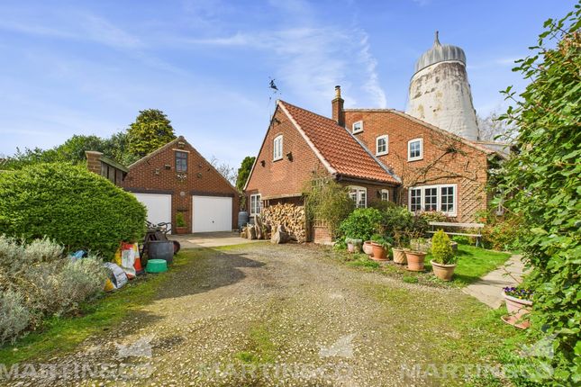 Cam02406G0-Pr0430-Still073