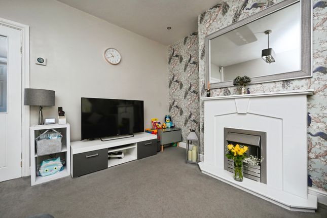 1, Poplar Drive, Mansfield photo 4