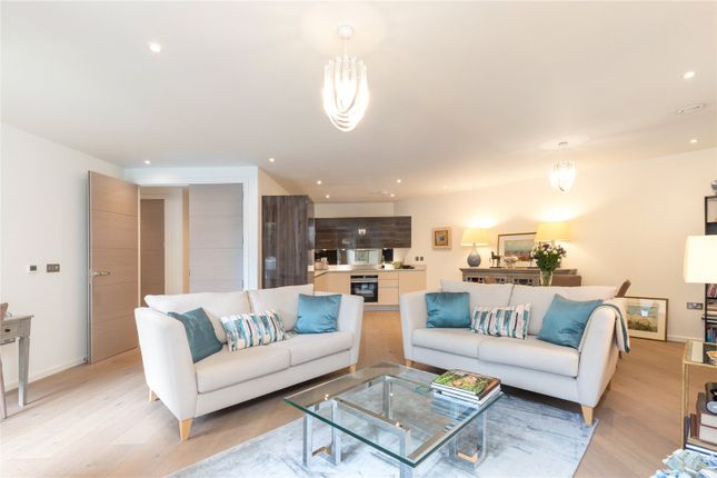 Flat for sale in Henry Chester Building, 186 Lower Richmond Road