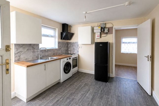 443c High Street North, London photo 2