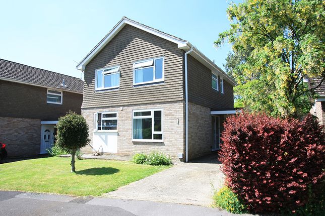 Thumbnail Detached house for sale in Catherine Close, Shrivenham