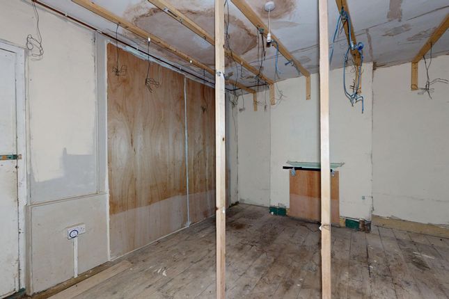 23 Alderney Road, Mile End, London,E1 4Eg