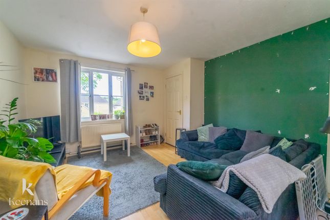 9, Montfieldhey, Brierfield photo 2