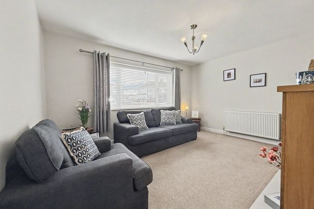 19, Skinburness Drive, Wigton photo 2