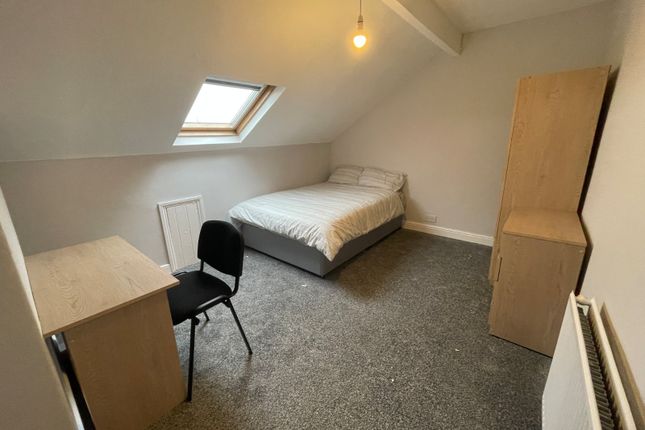 Grimthorpe Terrace, Leeds photo 4