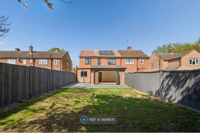 Brays Meadow, Hyde Heath, Amersham photo 3
