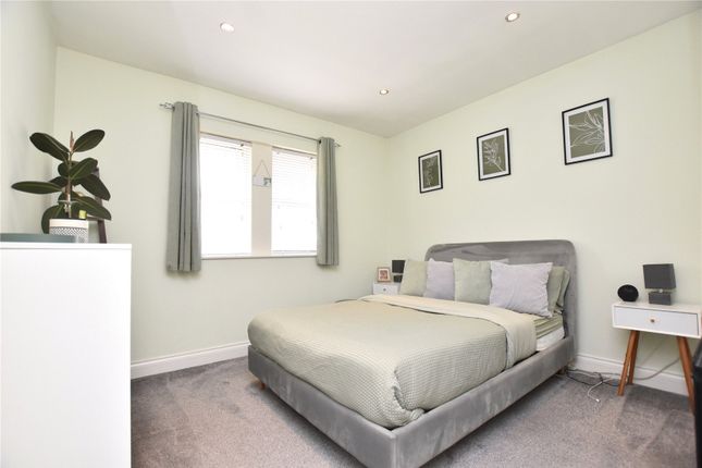21, Escroft Court, Menston photo 4