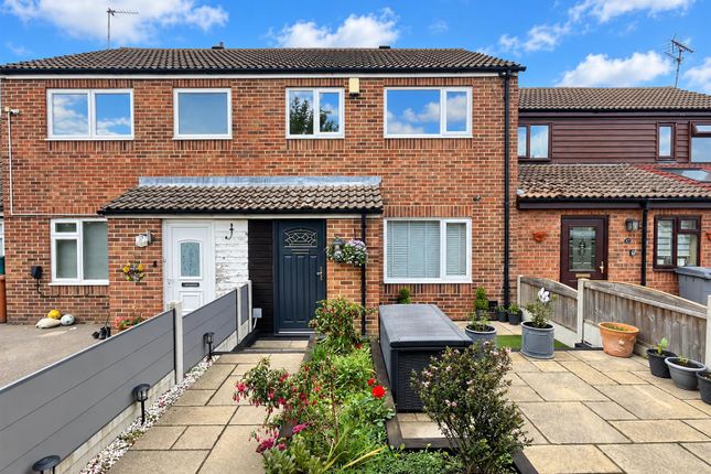 3-bed terraced on Boleyn Way, Chelmsford, £350,000