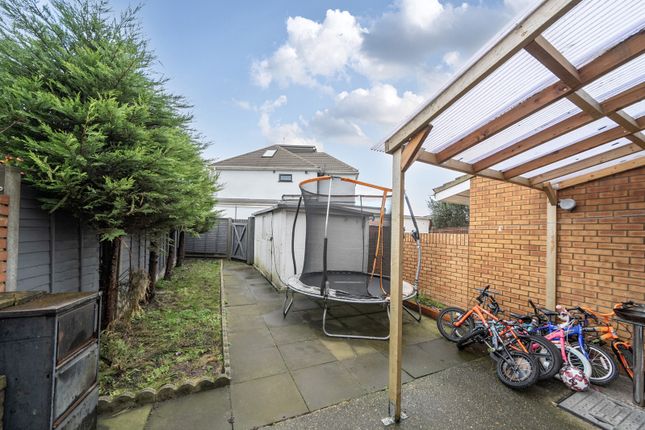 4, D'arcy Drive, Harrow photo 4