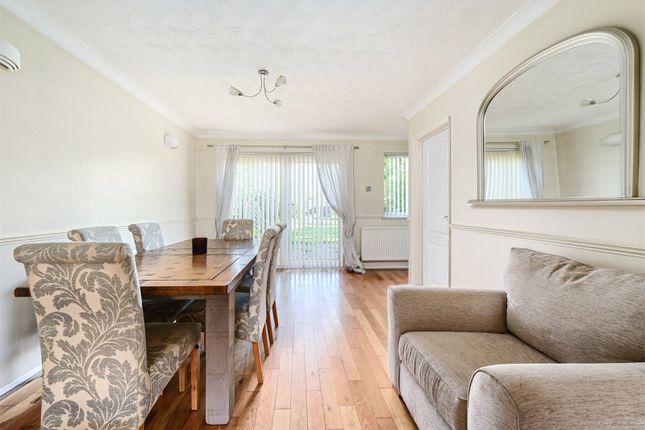 3, Lendore Road, Camberley photo 3