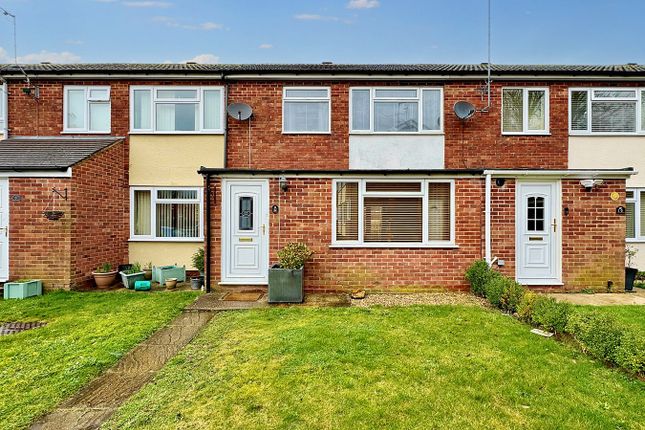 Thumbnail Terraced house for sale in Aintree, Lambourn, Hungerford