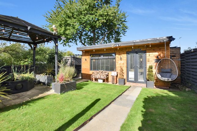 22, Standbridge Lane, Wakefield photo 4