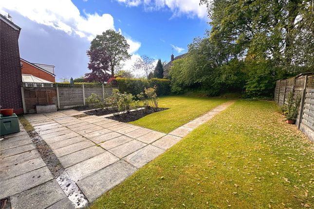 6, Clay Lane, Rochdale photo 3