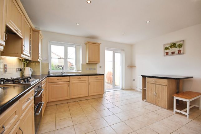 9, The Castings, Colchester photo 4