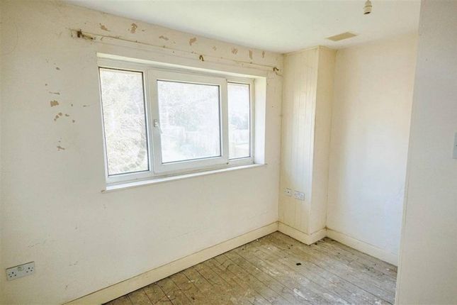 3 Langetts Road, Coleford GL16 8BT photo 4